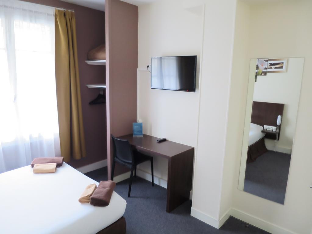 Hotel De La Paix Caen Oda fotoğraf