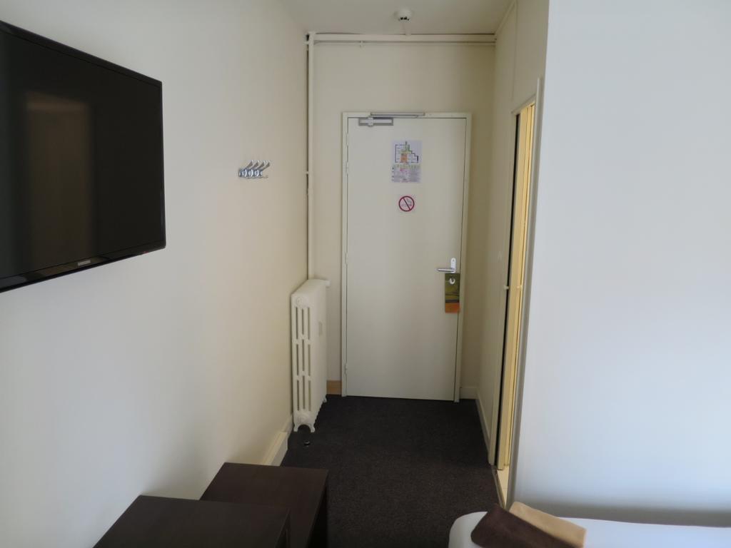 Hotel De La Paix Caen Oda fotoğraf