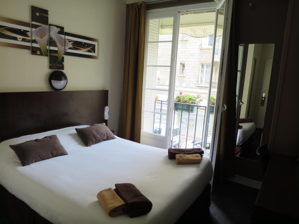 Hotel De La Paix Caen Oda fotoğraf