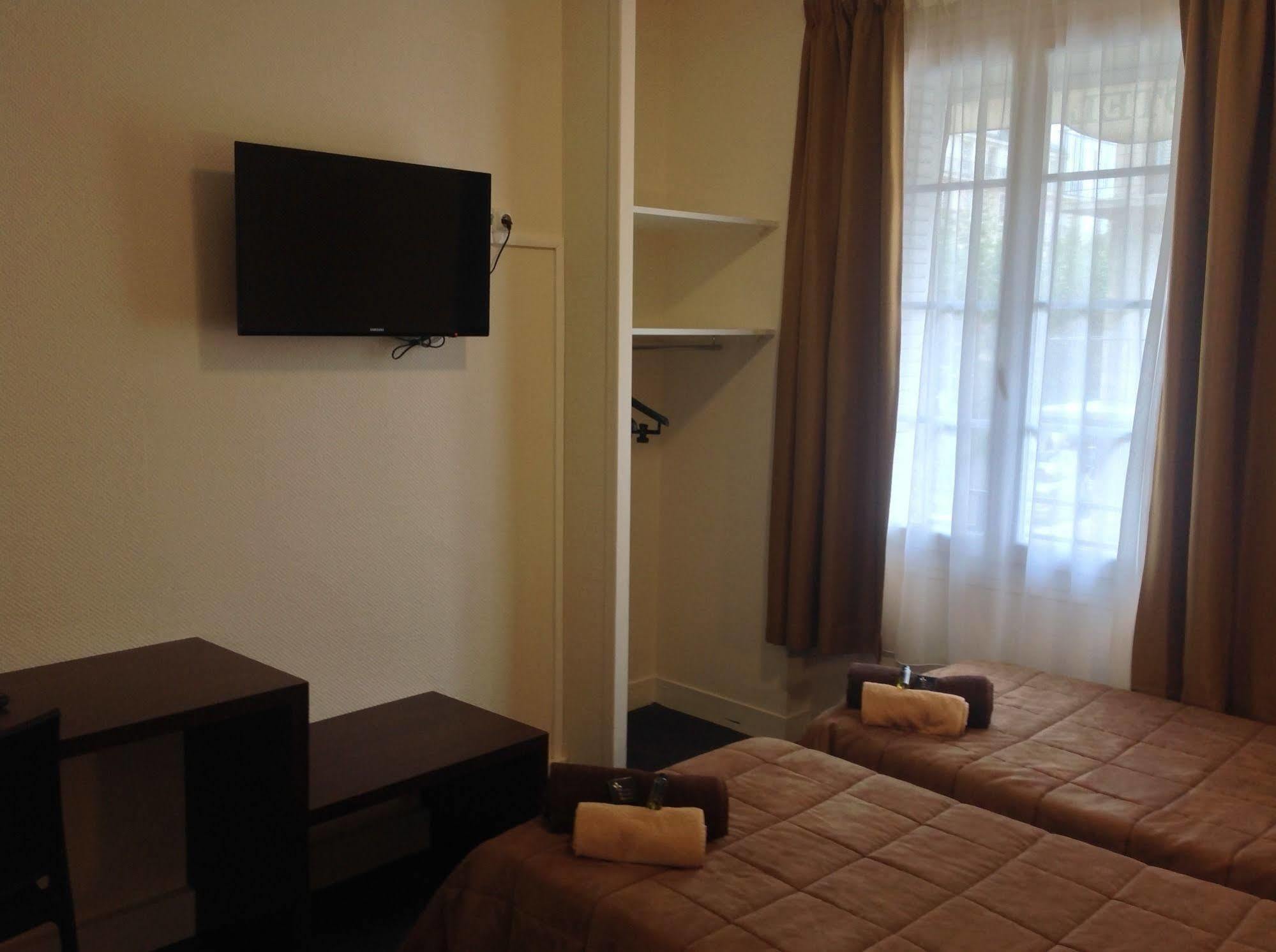 Hotel De La Paix Caen Dış mekan fotoğraf